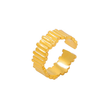 Ribbed Ring